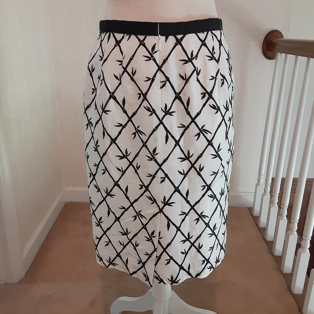 Talbots Embroidered Bamboo Patterned Lined Skirt - image 2
